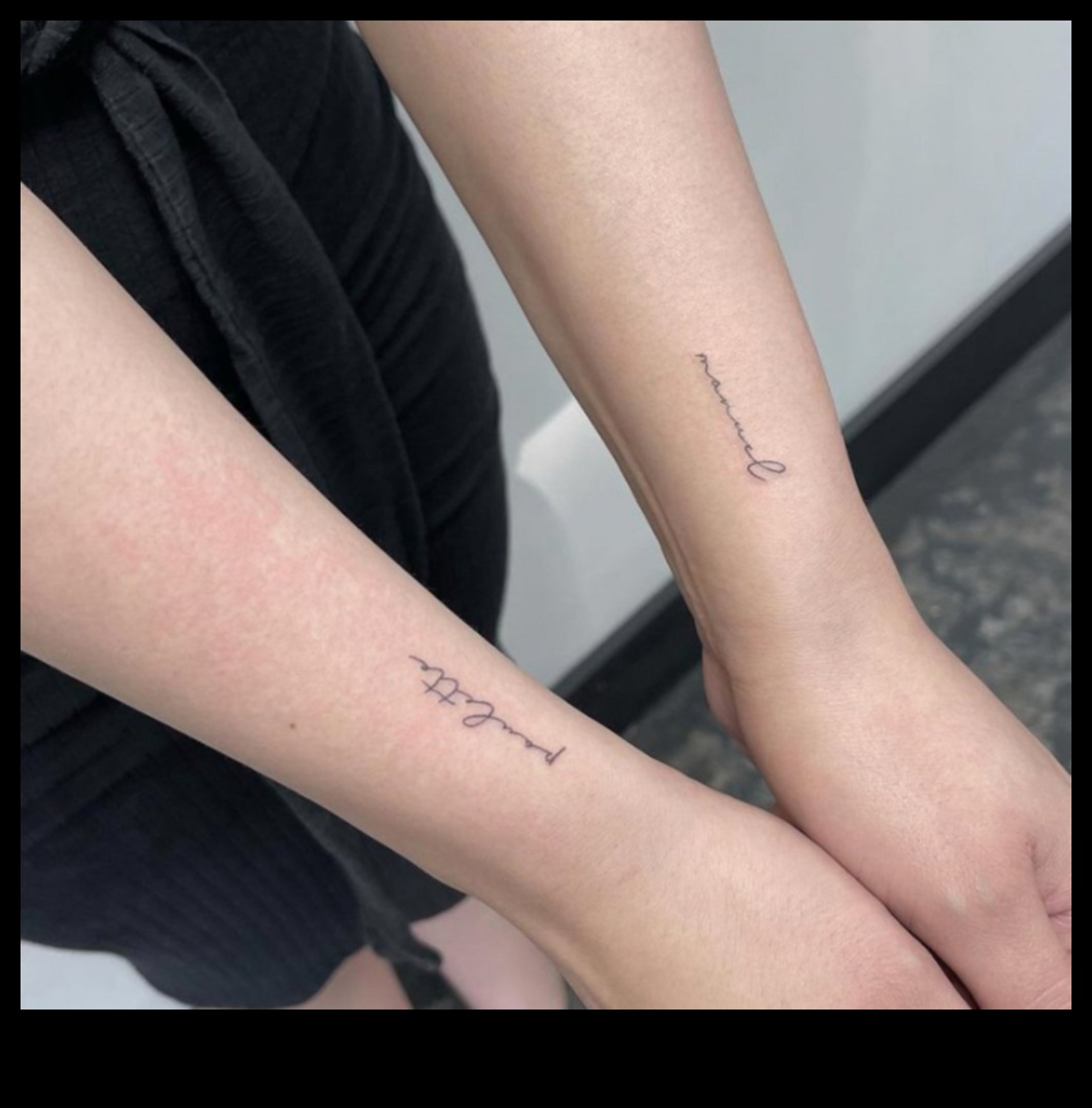 Detalii delicate O călătorie în lumea măiestriei minimaliste a tatuajelor 2 Detalii delicate: Călătorie în lumea măiestriei minimaliste a tatuajelor