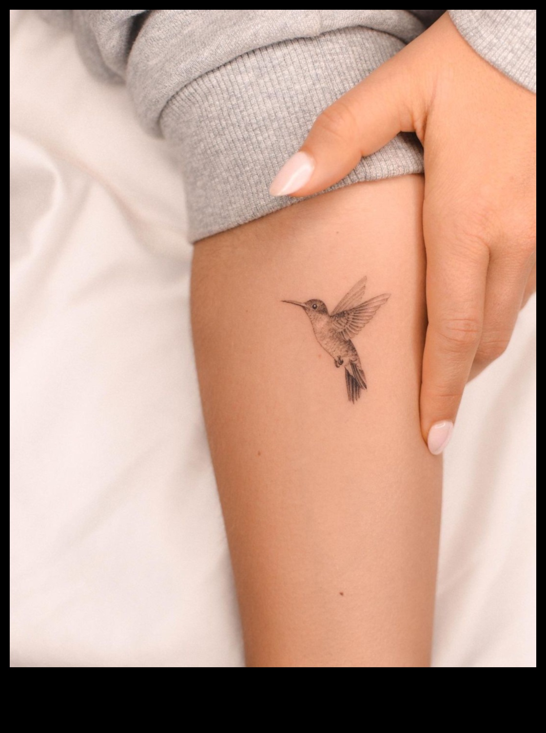 Whimsical Whispers O sărbătoare a designului tatuajului jucăuș și vesel 4 Whimsical Whispers: Design de tatuaje jucăuș și vesel