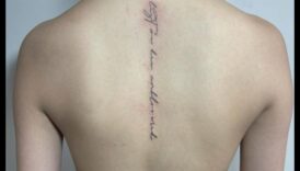 Detalii delicate O călătorie în lumea măiestriei minimaliste a tatuajelor 2 Detalii delicate: Călătorie în lumea măiestriei minimaliste a tatuajelor