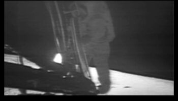 Aterizări lunare: pașii istorici ai NASA pe malul celest